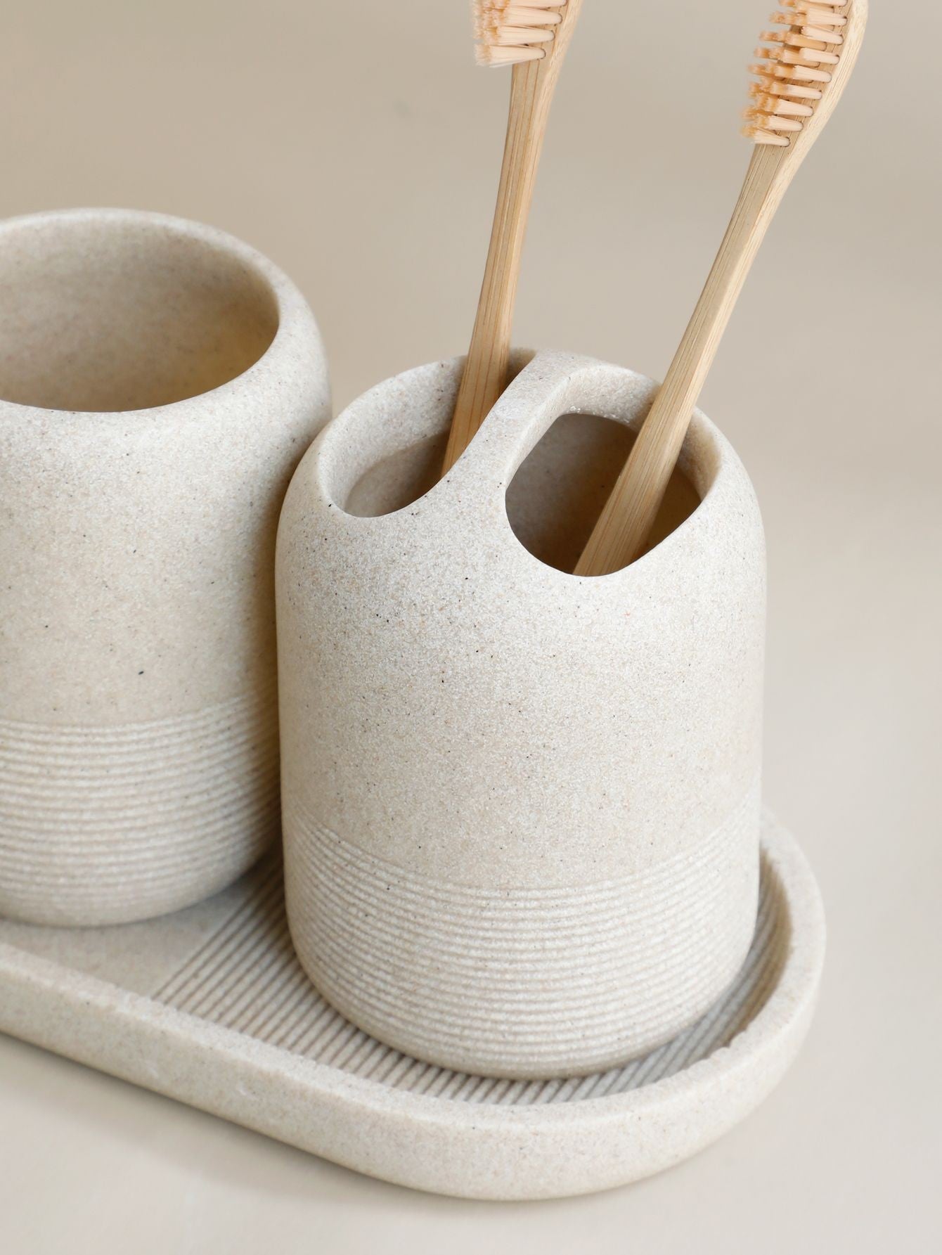 Conjunto de Acessórios para Banheiro em Resina, 5 Peças - Bege